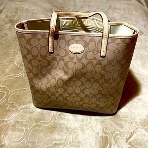Used- Coach city purse -